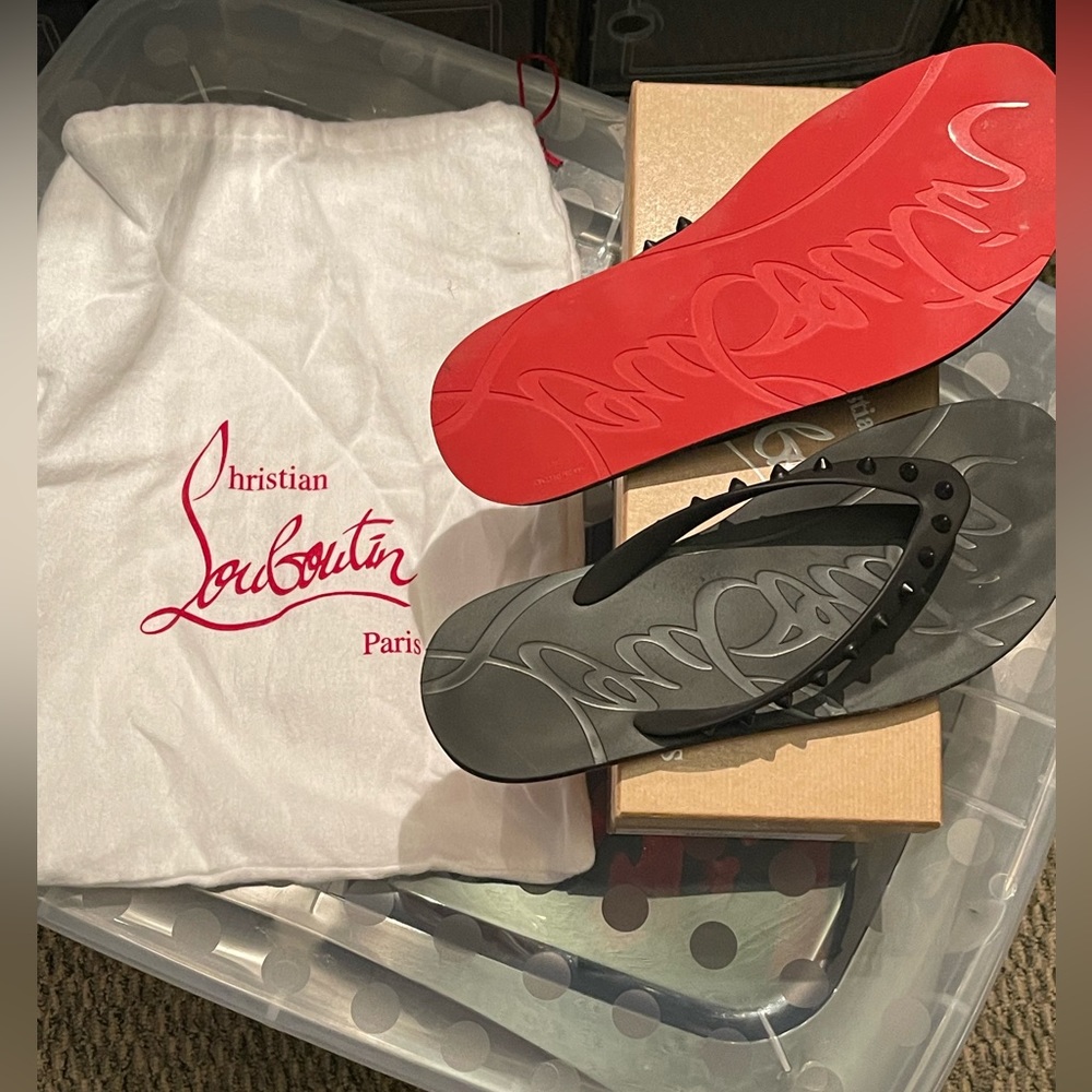 EUC Christian Louboutins sandals